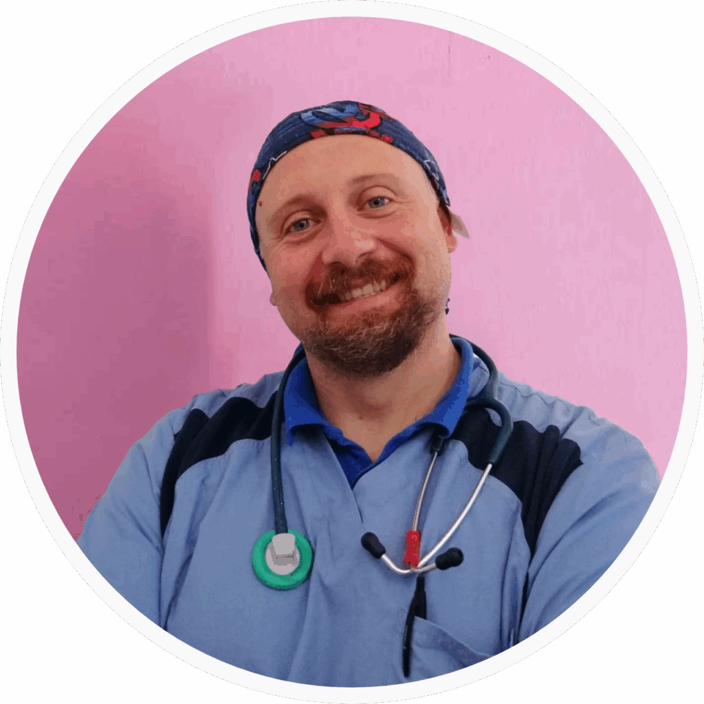 Dott. Nicola Ielasi medico veterinario della Clinica Veterinaria Leonardo da Vinci